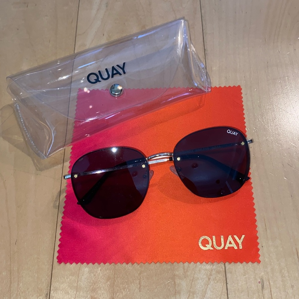 QUAY Jezabell Rimless Sunglasses